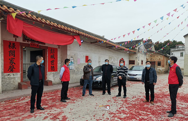 劉展彬.jpg