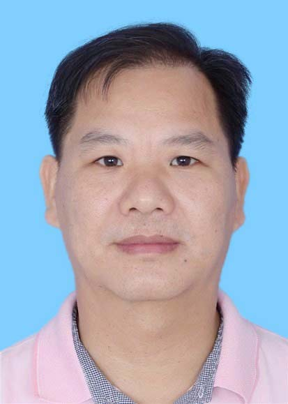 鐘文光.jpg