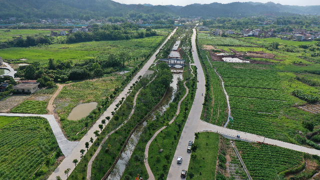 新陂、葉塘“兩鎮(zhèn)五村”鄉(xiāng)村振興連片示范點(diǎn).jpg