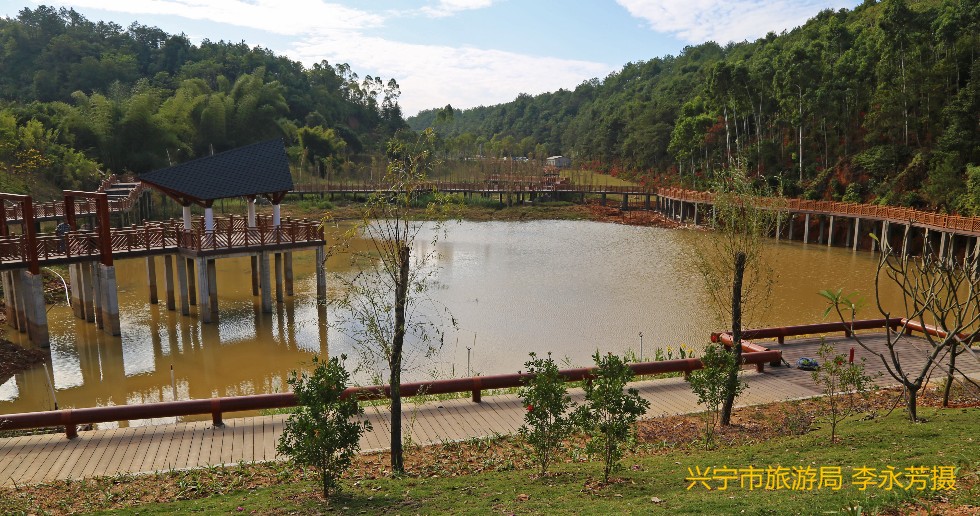 南山湖.jpg