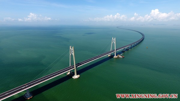 圖一  港珠澳大橋.jpg